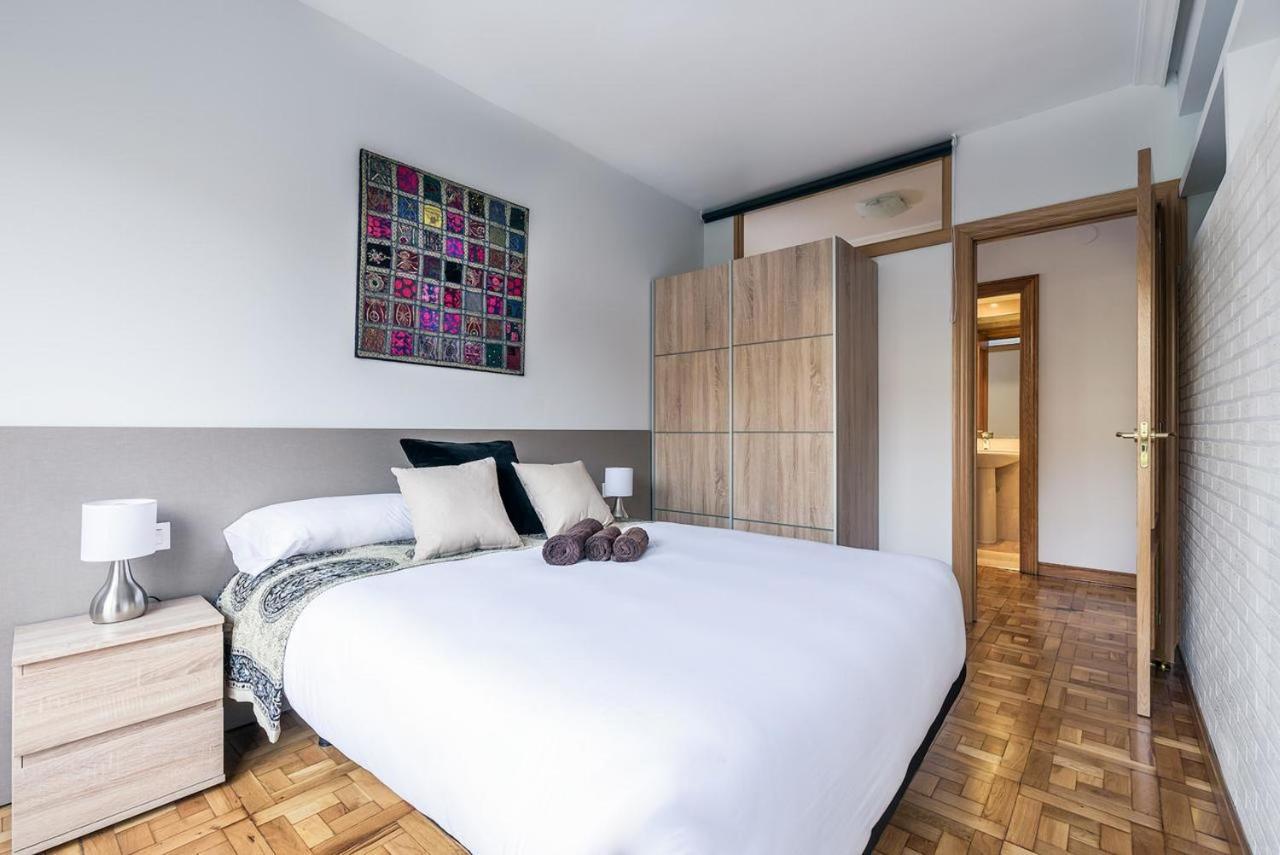 Zurriola Surf Apartment Сан Себастиан Екстериор снимка